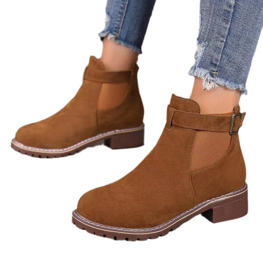 Damen nan knöchelhohe Chelsea-Boots mit elastischem Einsat z, Zierschnalle und profilierter Gummisohle EB
