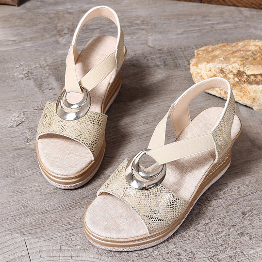 Damen modische Plateau-Sandalen mit stylishem Verschluss EB