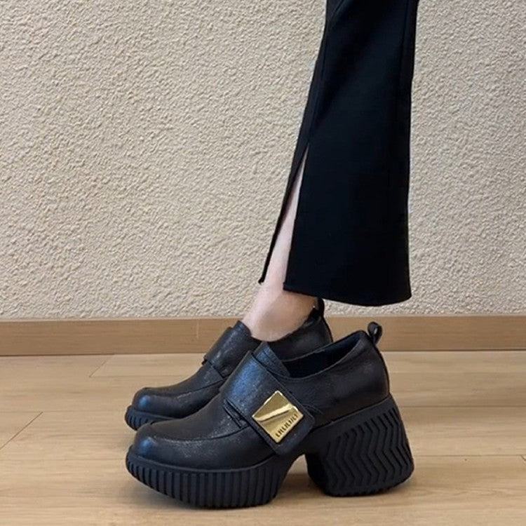 Damen modische Clogs mit stabiler Plattformsohle und edlem Schnallenakzent EB