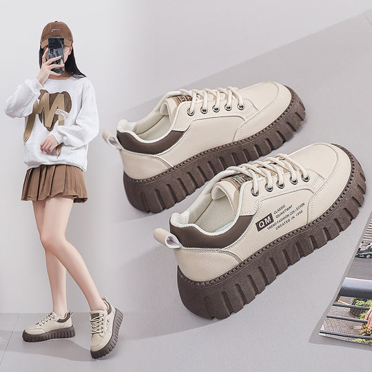 Damen Plattform Sneakers mit modischer Gummi-Laufsohle und atmungsaktivem Obermaterial EB
