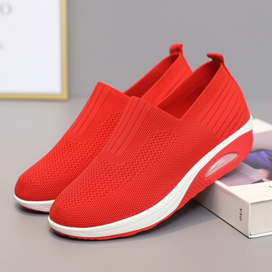 Damen Slip-On Sneakers mit atmungsaktivem Strickobermaterial von EB