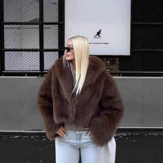 Damen Luxuriöse Kunstpelzjacke mit voluminösen Ärmeln und elegantem Schnitt EB