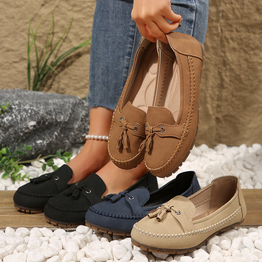 Damen  klassische Mokassin-Loafer mit Quasten, Handnahtdetail und profilierter Gummisohle EB