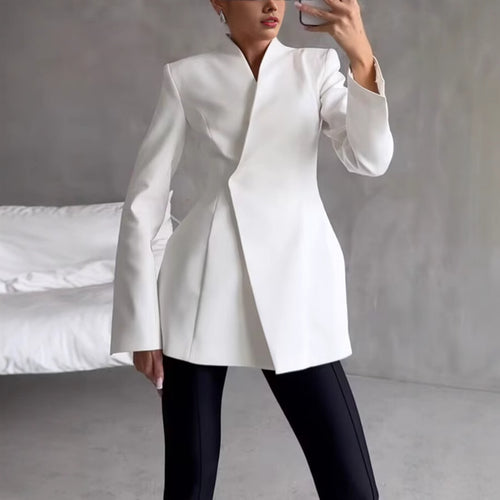 Damen Elegante Blazerjacke mit asymmetrischem Schnitt und modernen Details EB