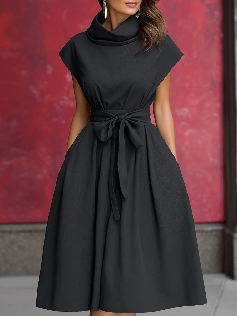 Damen Kleid mit schicker, geraffter Kapuze und praktischen Taschen EB