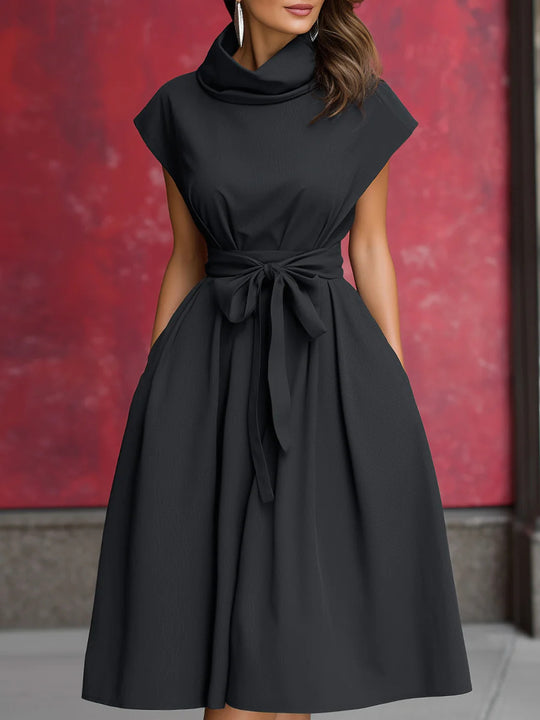 Damen Kleid mit schicker, geraffter Kapuze und praktischen Taschen EB