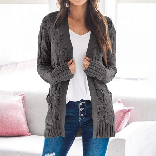 Damen Grobstrickjacke mit modernen Zopfmustern und praktischen Taschen EB