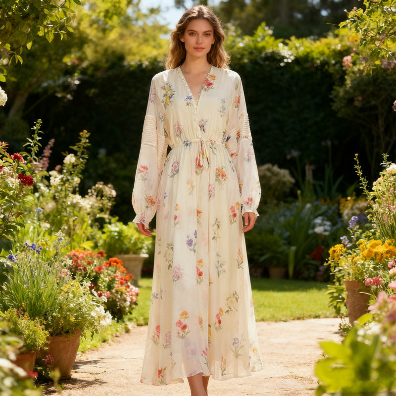 Damen Maxikleid mit romantischen Blumenmotiven EB