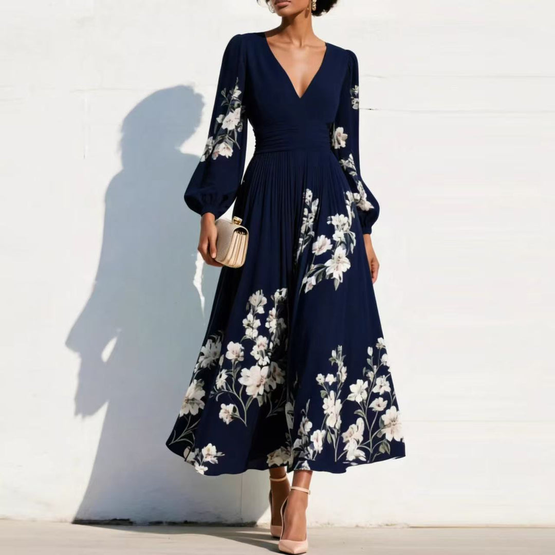Damen Chiffon-Midikleid mit V‑Ausschnitt, geraffter Taille und floralem Plissee-Rock EB