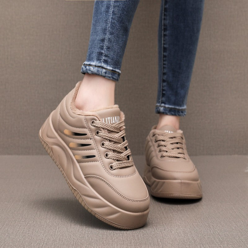 Damen sportliche Sneaker mit rutschfestem Profil und wärmendem Innenfutter EB