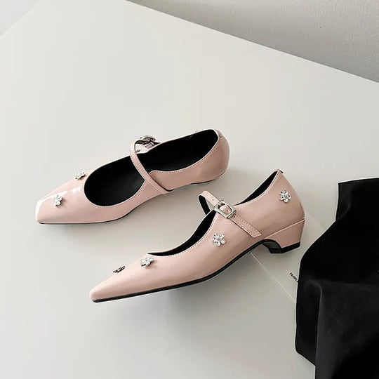 Damen Ballerina Schuhe mit dekorativen Blumenapplikationen und Riemen EB