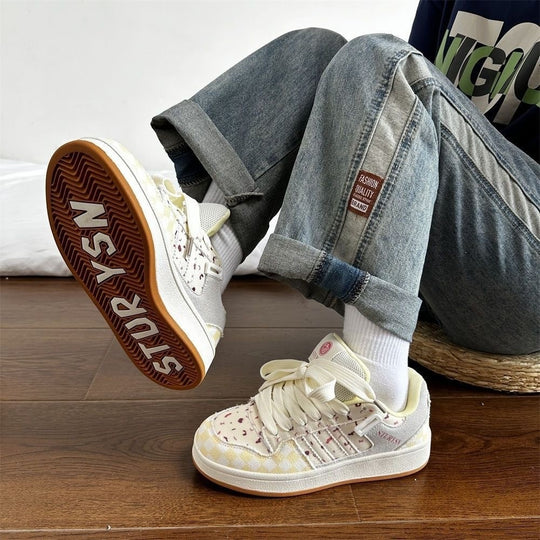 Damen Sportliche Sneakers im charmanten Design EB