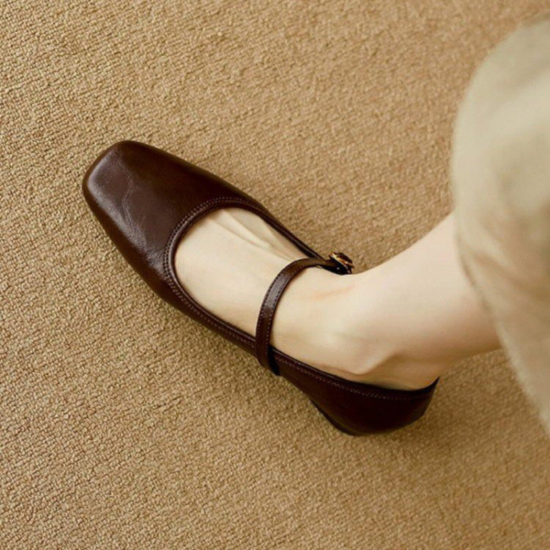 Damen Ballerinas mit modischem Riemchen EB