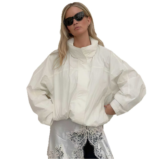 Damen Funktionale Oversized-Jacke mit hohem Kragen und innovativem Design EB