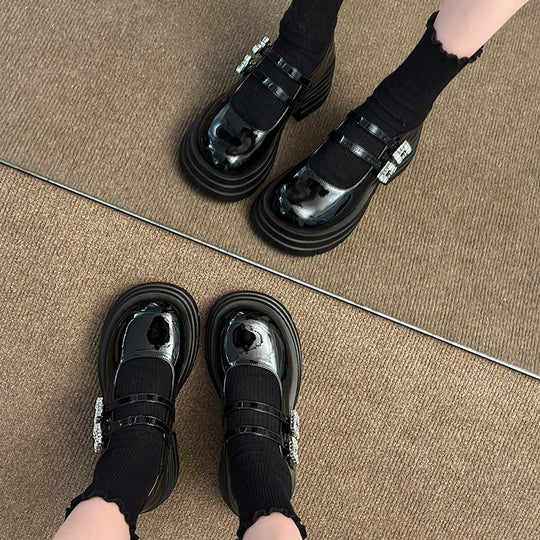 Damen Plateau-Ballerinas mit doppelt verstellbarem Riemen und glitzernden Details EB