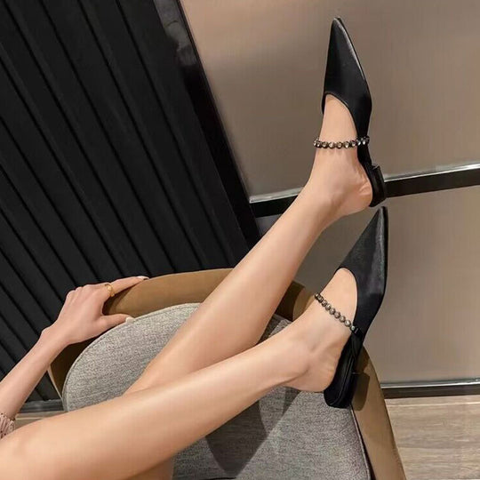 Damen Elegante und funkelnde Pumps mit spitzem Design und glamourösem Akzent EB