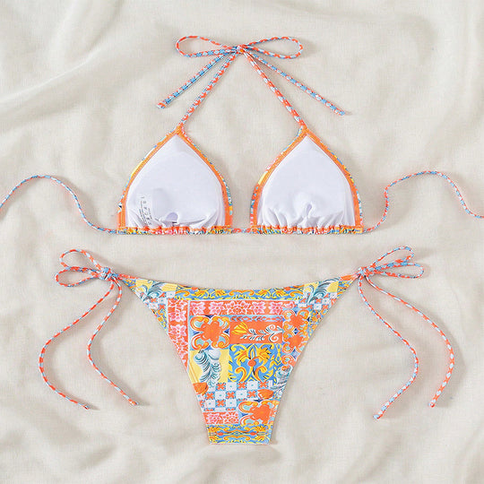 Damen Triangel-Bikini mit verspieltem Muster und feinen Bindebändern EB