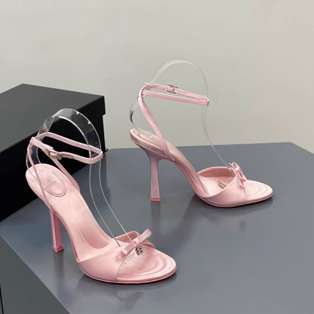 Damen elegante High Heel Sandalen mit transparentem Riemen und stilvollen Schleifen EB