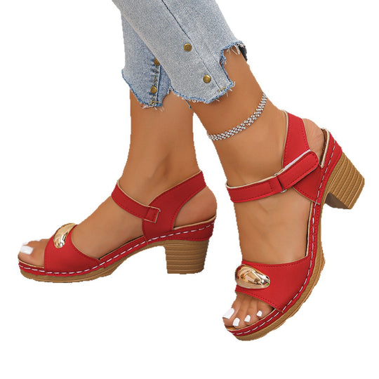 Damen komfortable Sandalen mit glänzenden Akzenten und Blockabsatz EB