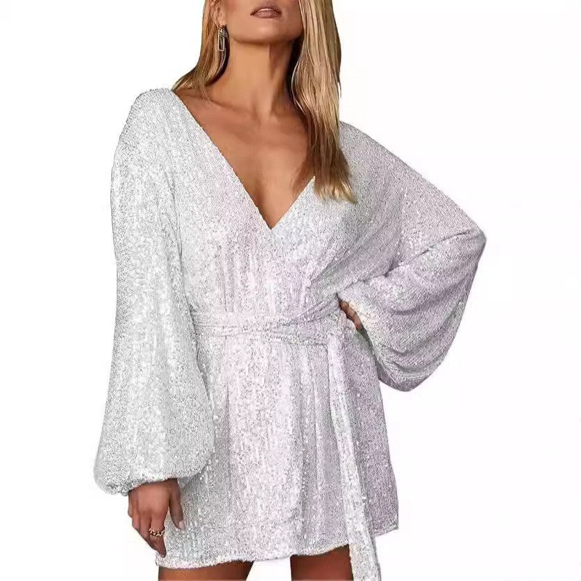 Damen Funkelndes Wickelkleid mit tiefem V-Ausschnitt und voluminösen Ärmeln EB