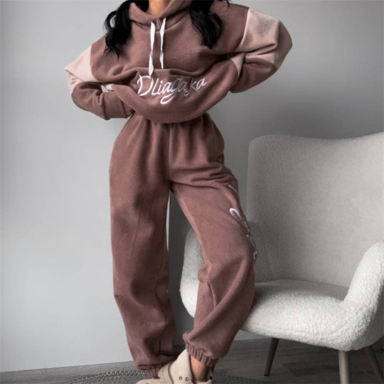 Damen kuscheliges Hoodie-Set mit kontrastärmel, elastischer High-Waist-Jogginghose und überschnittener Kapuze Eichborn Berlin