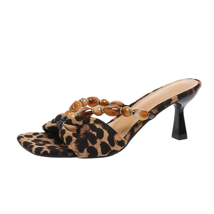 Damen Elegante Slingback Sandaletten mit tierischem Muster und Schmuckdetails EB