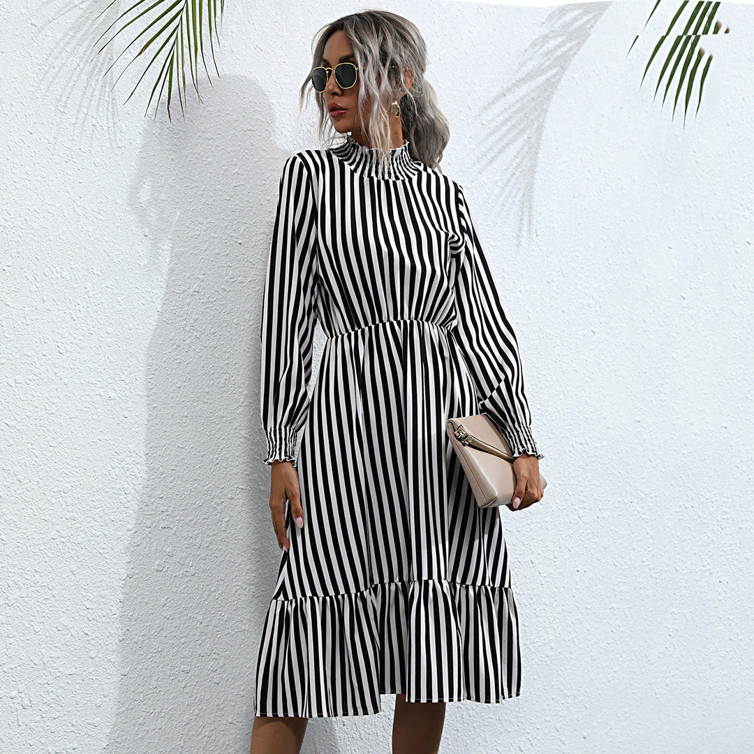 Damen Langarm-Puffärmelkleid mit Rüschensaum EB