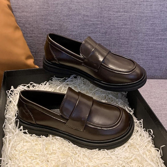 Damen Modische Loafers mit breitem Klettverschluss und robuster Sohle EB