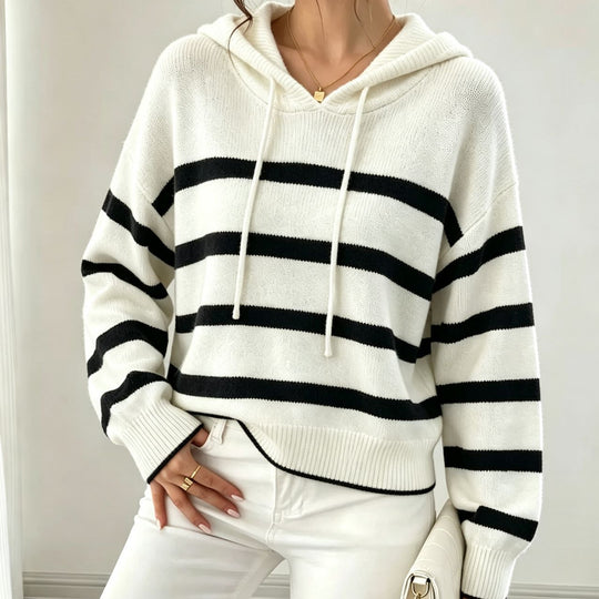 Damen Kapuzen-Strickpullover im Maritim-Look mit geripptem Saum und relaxed Fit EB