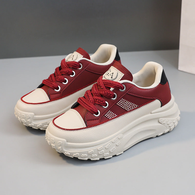Damen Sneaker mit hochgezogenem Sohlenprofil und reflektierendem Design EB