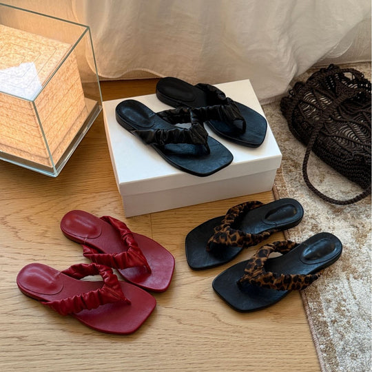Damen Elegante Flip-Flops mit rüschendetails aus hochwertigem Leder EB
