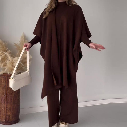 EB | Strick-Set mit Strickjacke, Oberteil und Hose