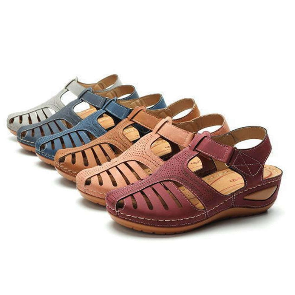 Damen Bequeme luftige Sandalen mit modischen Cut-Outs EB