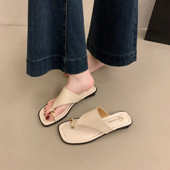 Damen elegante Zehentrenner-Pantoletten mit dekorativem Schmuckdetail EB