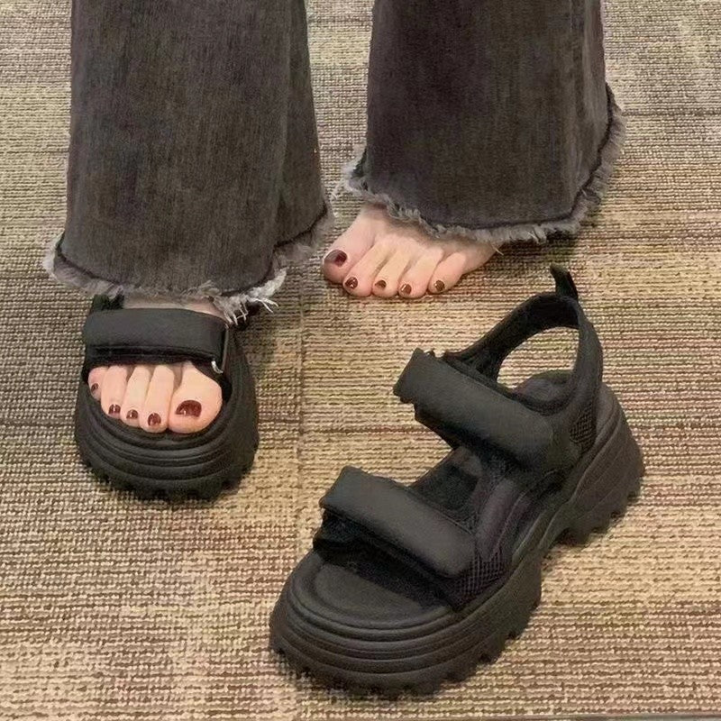 Damen Sportliche Sandalen mit verstellbaren Klettverschlüssen EB