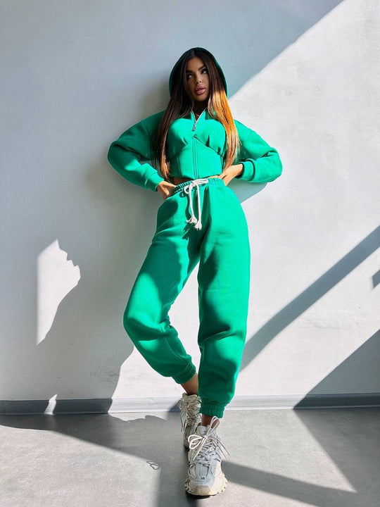 Damen Crop-Kapuzenjacke mit Korsagennaht und High-Waist Jogginghose EB