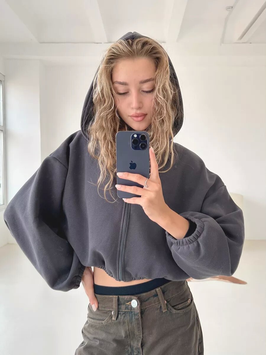 Damen nan oversized Kapuzenjacke kurz geschnitten mit elastischem Saum und Ballonärmeln EB