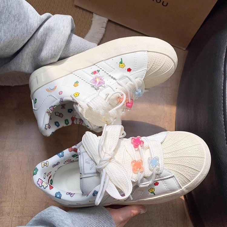 Damen Sneakers mit verspieltem Dekor und atmungsaktiver Innenausstattung EB