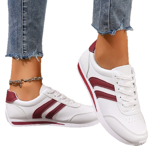 Damen Sportliche Sneakers mit trendigen Seitenelementen EB