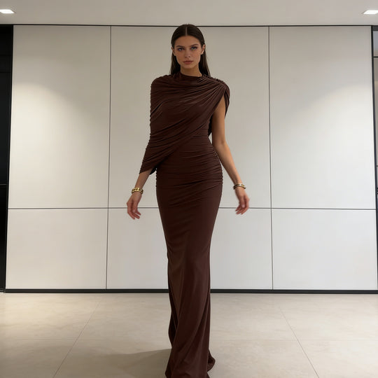 Damen Elegantes Maxikleid mit asymmetrischen Drapierungen und figurschmeichelndem Schnitt EB