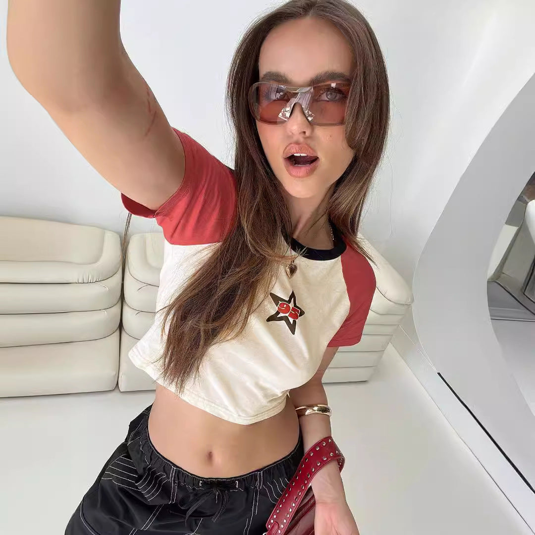 Damen Cropped-T-Shirt mit kreativem Design und modischem Detail EB