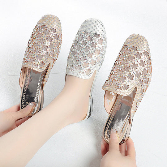 Damen Elegante Slip-On Ballerinas mit funkelndem Strass und floraler Perforation EB