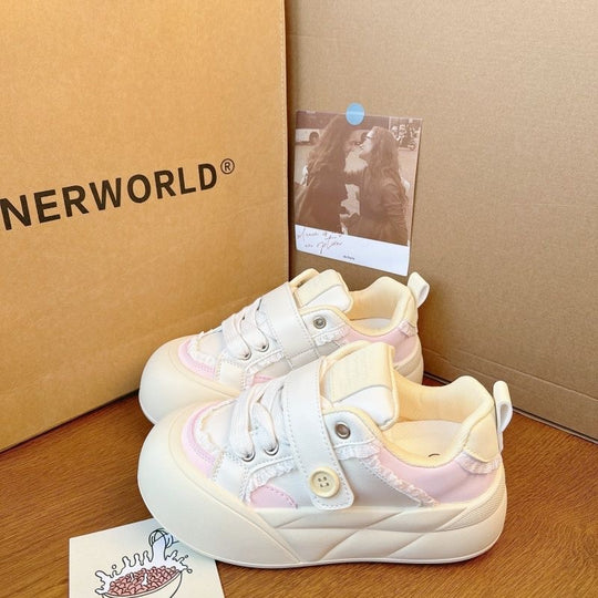 Damen Sneakers mit praktischer Klettverschluss-Technologie von EB