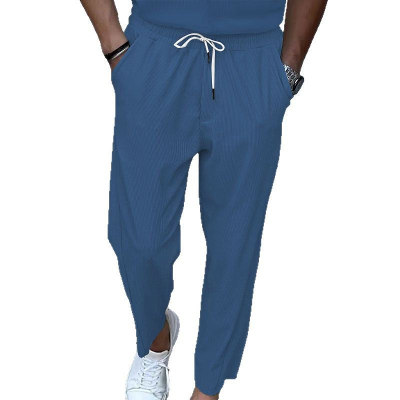 Herren nan atmungsaktive Leinenmix-Chinohose mit elastischem Tunnelzugbund, dezenter Bügelfalte und seitlichen Eingrifftaschen EB