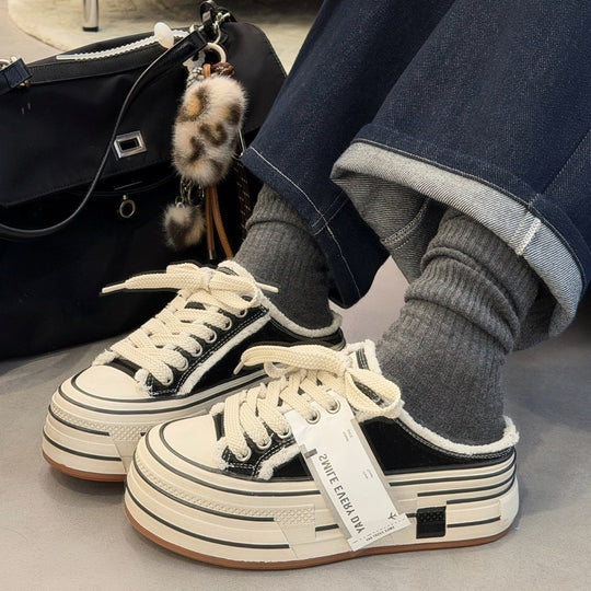 Damen Plateau Sneakers im Street-Style mit modernen Textil-Details EB