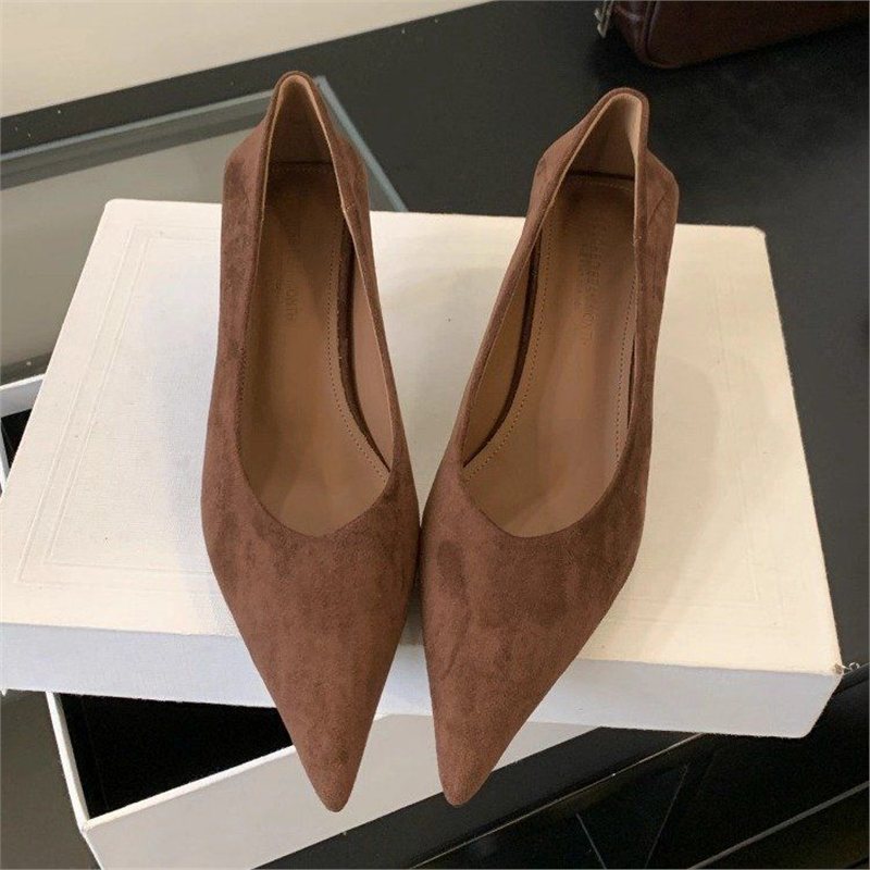 Damen elegante spitze Pumps aus weichem Veloursleder EB