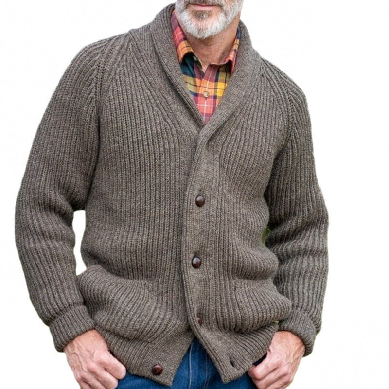 Herren grob gestrickter Cardigan mit praktischen Taschen und modernem V-Ausschnitt EB