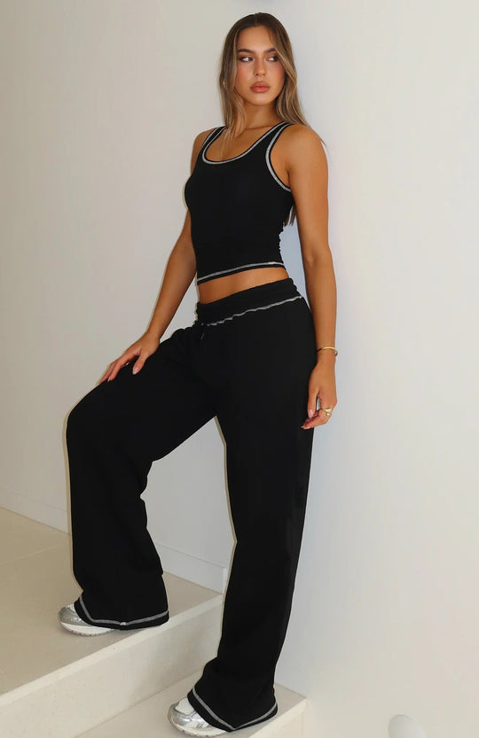Damen lässiges Crop-Top und weite High-Waist Lounge-Jogginghose Set Eichborn Berlin