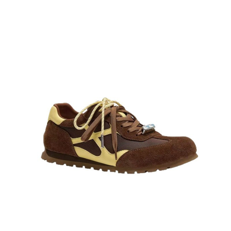 Damen Sneakers im Retro-Stil aus hochwertigem Wildleder mit einzigartigem Schnürdesign EB
