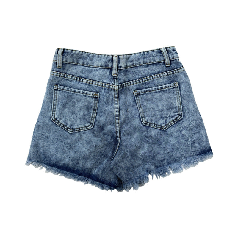 Damen Destroyed Denim-Shorts mit fransigen Taschen und modischen Aufnähern EB